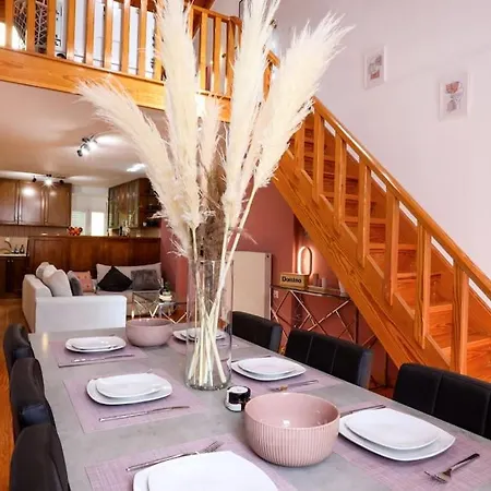 Ninemia Luxury Loft *